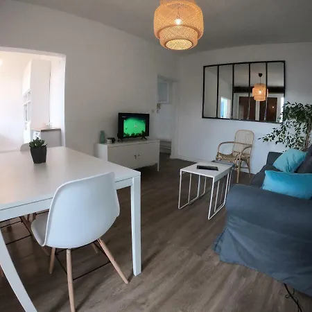 Cozy Gare Pompidou Metz