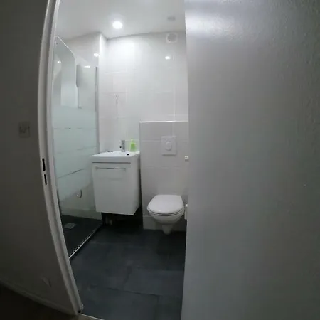 Appartement Cozy Gare Pompidou